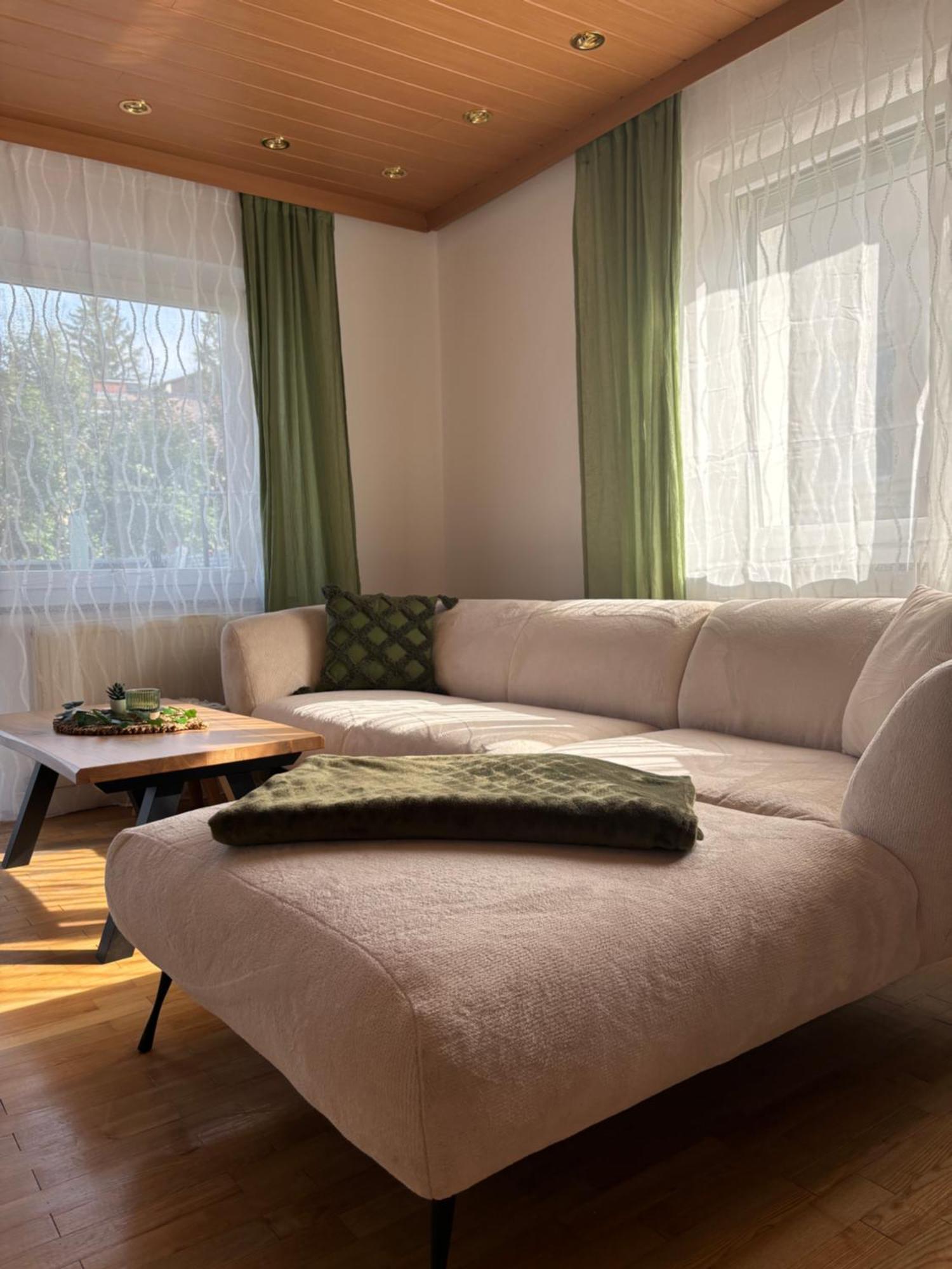 Wohnung See- Und Bergnaehe Gmunden Bagian luar foto